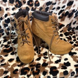 Shi by JOURNEYS Tan Lace-Up Boots